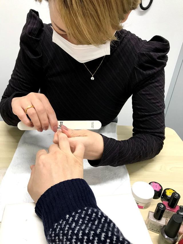 パラジェルのオフってどうやる 爪を痛めないやり方は まとめ パラジェルのオフってどうやる 爪を痛めないやり方は まとめ
