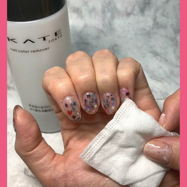 ジェルネイルはアセトンと除光液どっちでオフする 注意点まとめ ジェルネイルはアセトンと除光液どっちでオフする 注意点まとめ